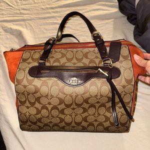 Coach Tote w/ matching wallet and crossbody strap